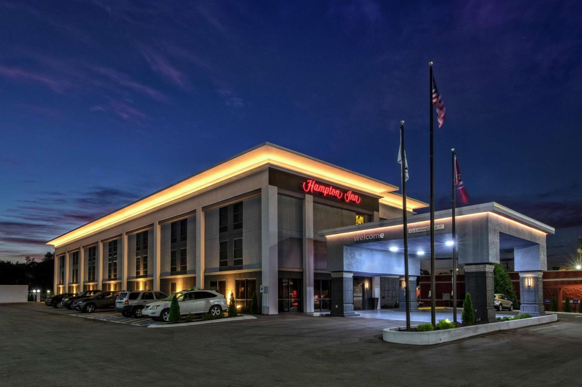 Hampton Inn Tullahoma Exterior photo